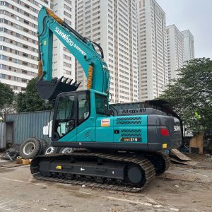 MÁY XÚC ĐÀO SUNWARD SWE210 – 21 TẤN, GẦU 1.0M³ – DÒNG MÁY ĐÀO CHỦ LỰC CHO CÔNG TRÌNH TRỌNG ĐIỂM NĂM 2025